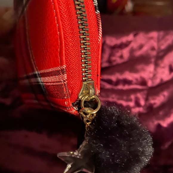 Wallet - Picture 2 of 2